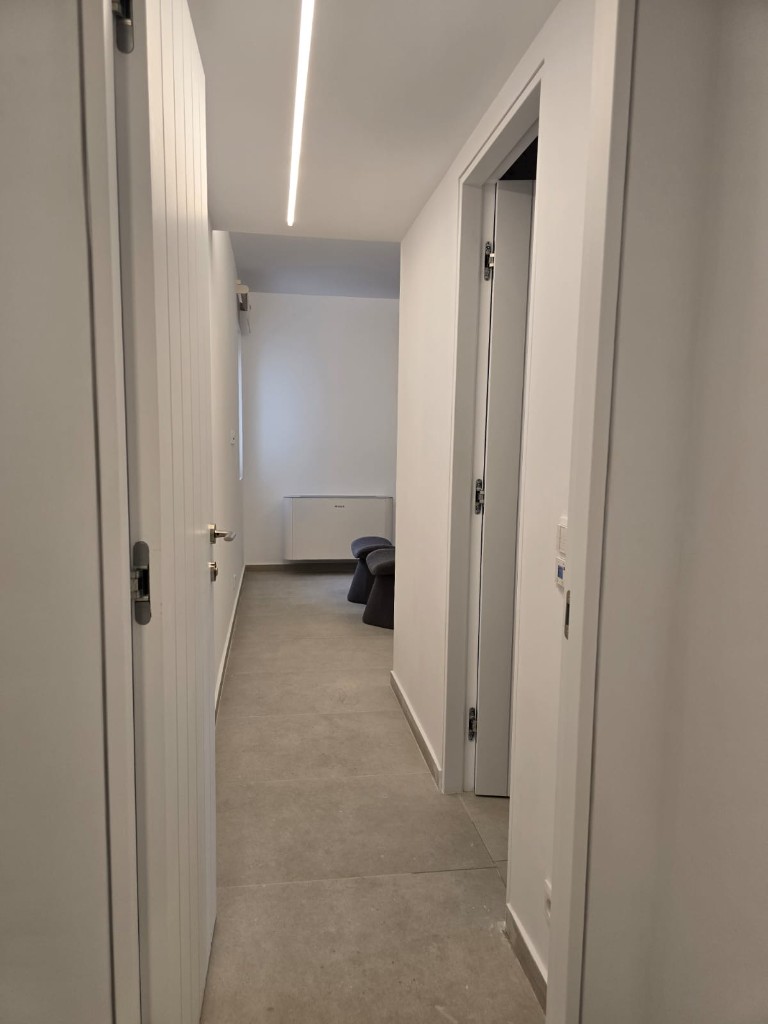 APARTMENT IN ANO GLYFADA — photo 1