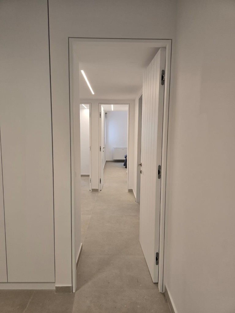 APARTMENT IN ANO GLYFADA — photo 4