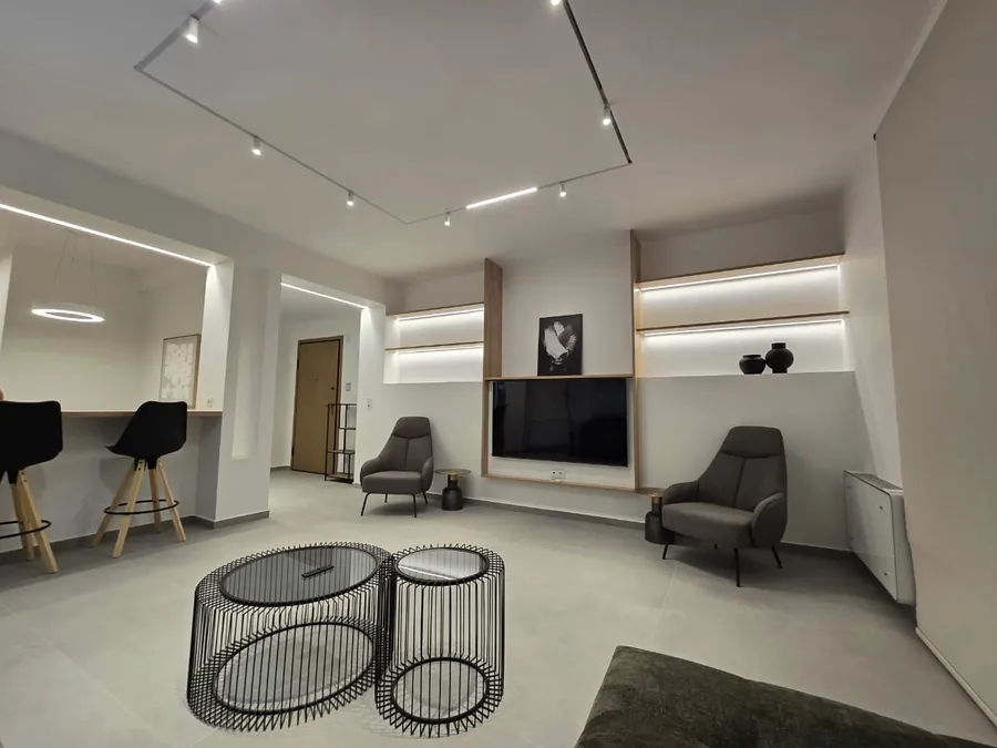 APARTMENT IN CENTRE GLYFADA — photo 3