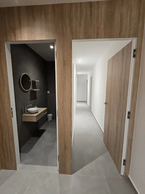 APARTMENT IN CENTRE GLYFADA — photo 10