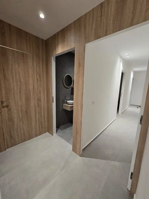 APARTMENT IN CENTRE GLYFADA — photo 11