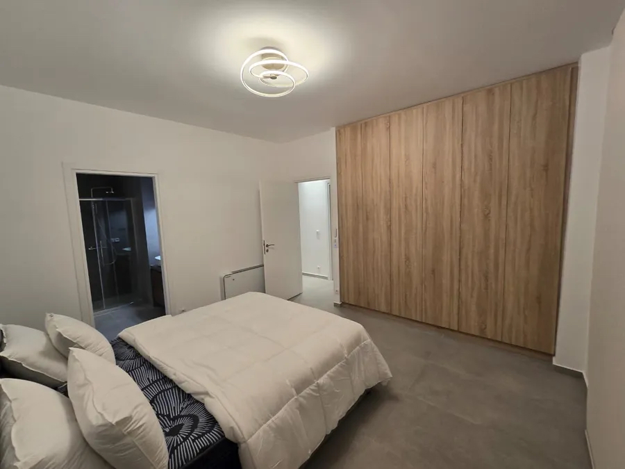 APARTMENT IN CENTRE GLYFADA — photo 13