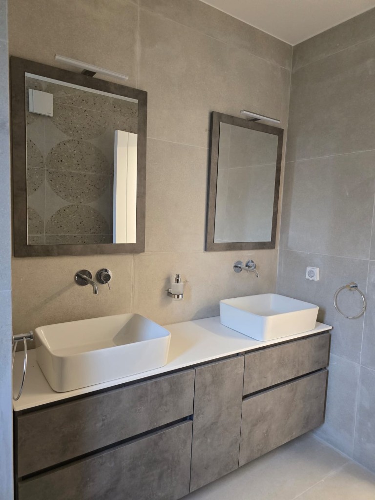 APARTMENT IN ANO GLYFADA — photo 9